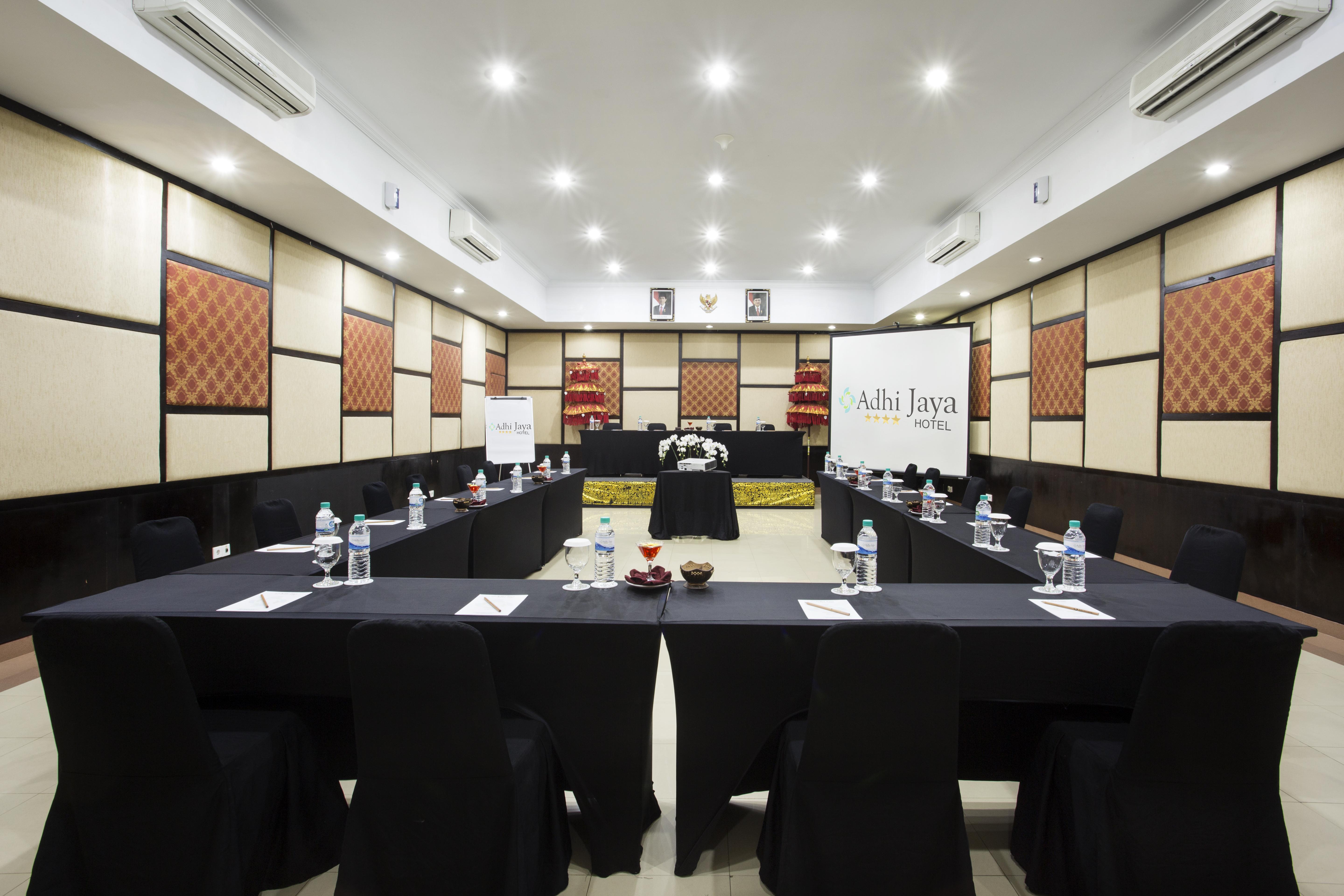 Adhi Jaya Hotel Kuta Lombok Eksteriør bilde