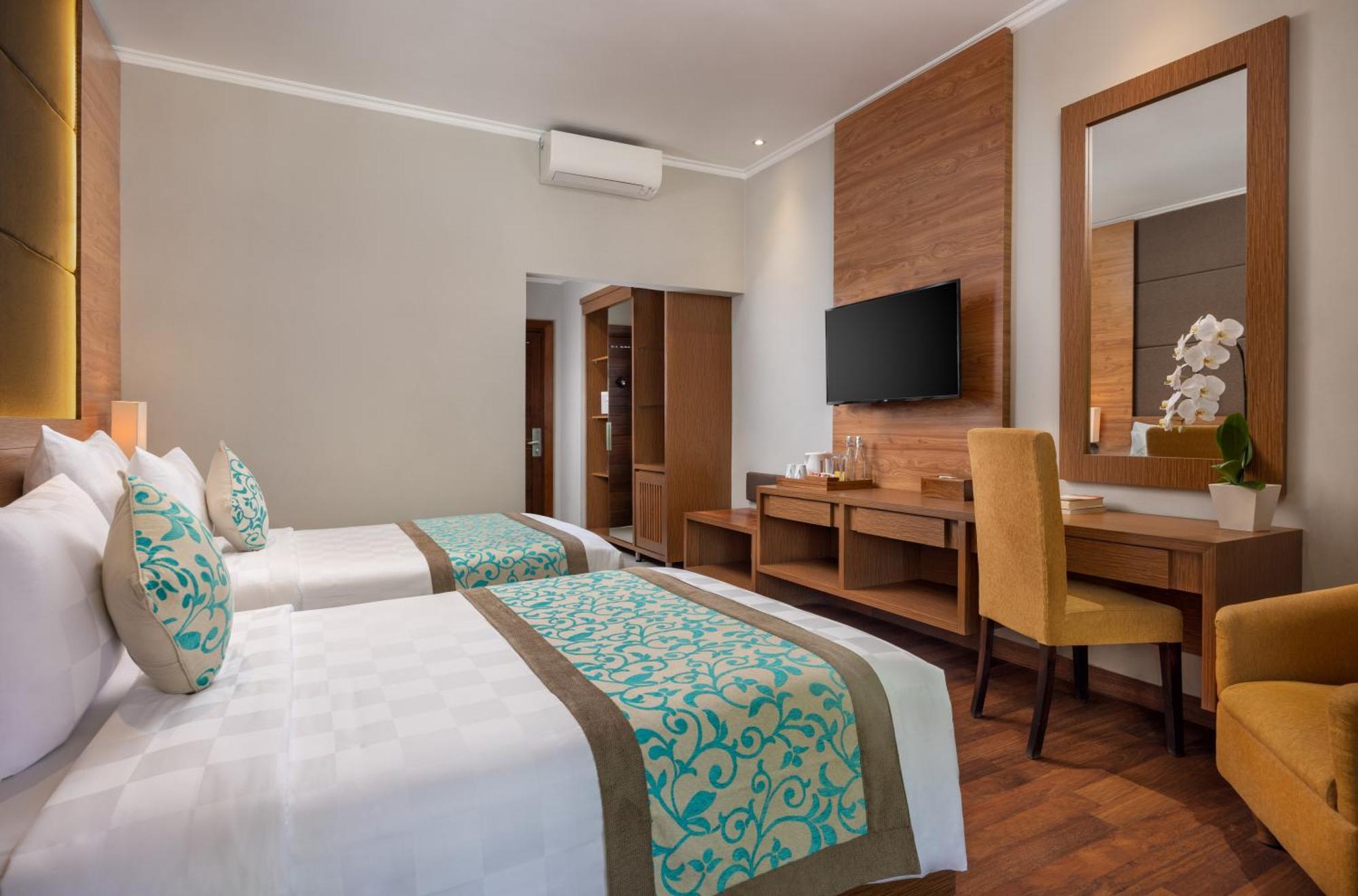 Adhi Jaya Hotel Kuta Lombok Eksteriør bilde